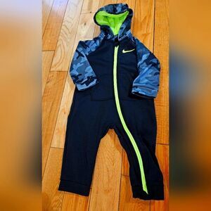 Nike Baby One Piece Outfit Size 12 Months